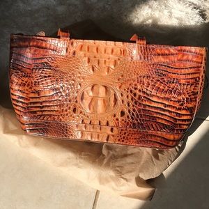 SALE! NWOT Brahmin Shoulder Handbag (alligator)